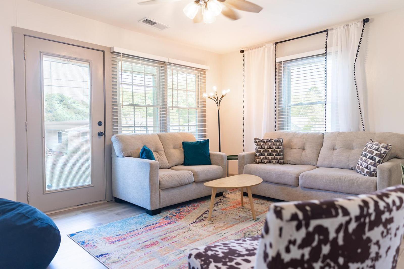 Blue Bungalow W/ Free Golf Cart 1/2 Mi From Square Covington Buitenkant foto