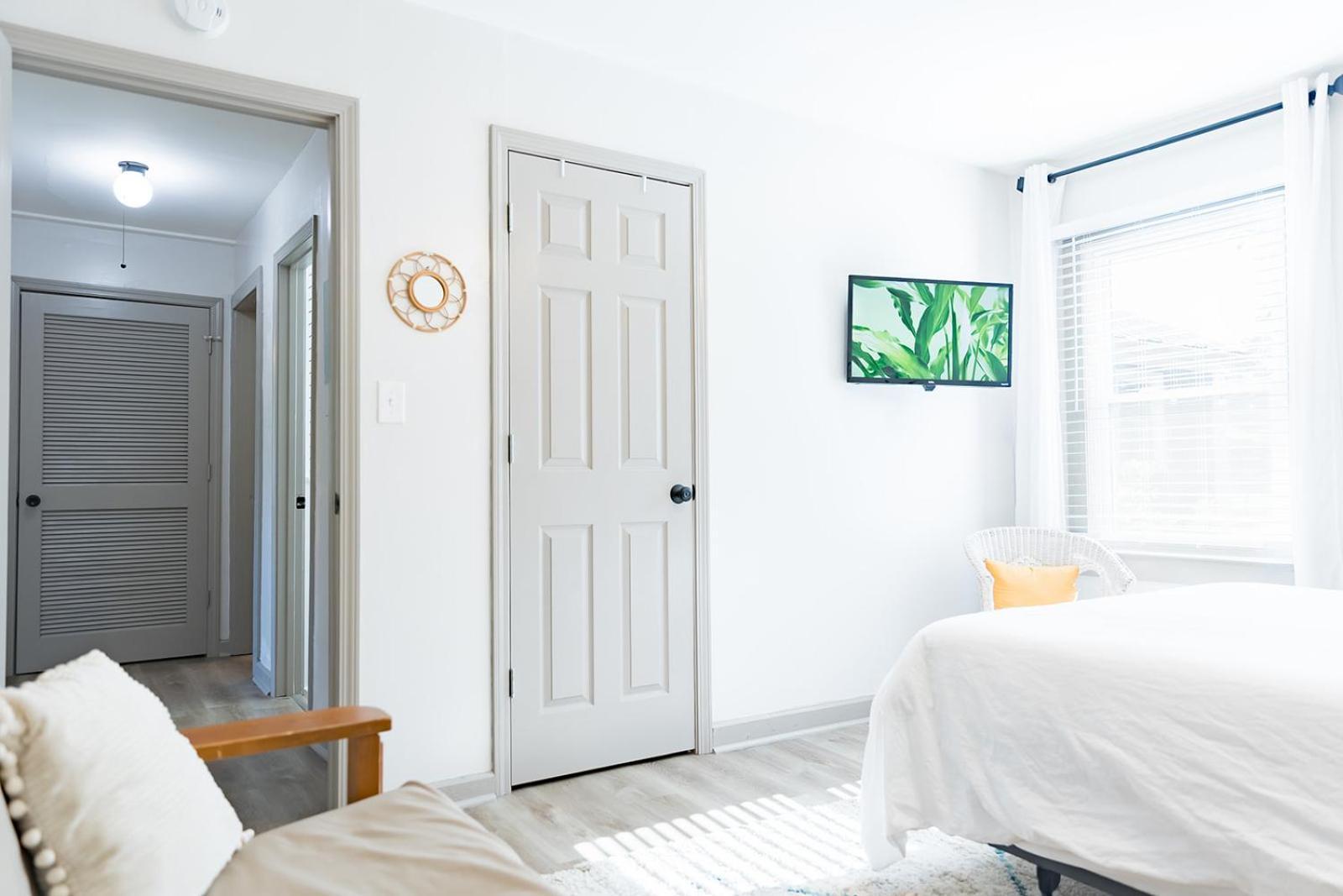Blue Bungalow W/ Free Golf Cart 1/2 Mi From Square Covington Buitenkant foto